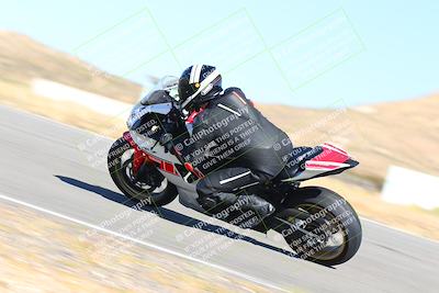 media/Oct-15-2023-TrackXperience (Sun) [[85198ff50b]]/Group 2/session 4 turn 3/